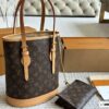 LV medieval bucket bagM42238