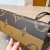 LV onthego shopping bag